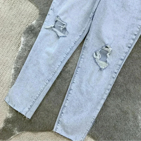 NWT High-Rise Curvy OG Straight Ankle Jeans - Picture 4 of 14